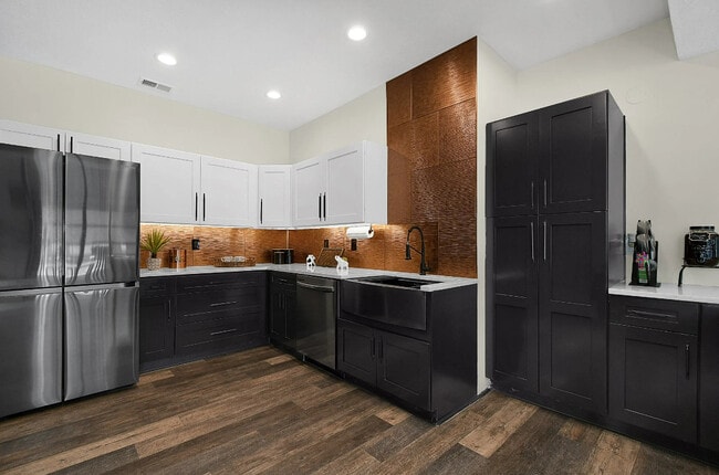 Building Photo - FPN - Fountain Place Apartments
