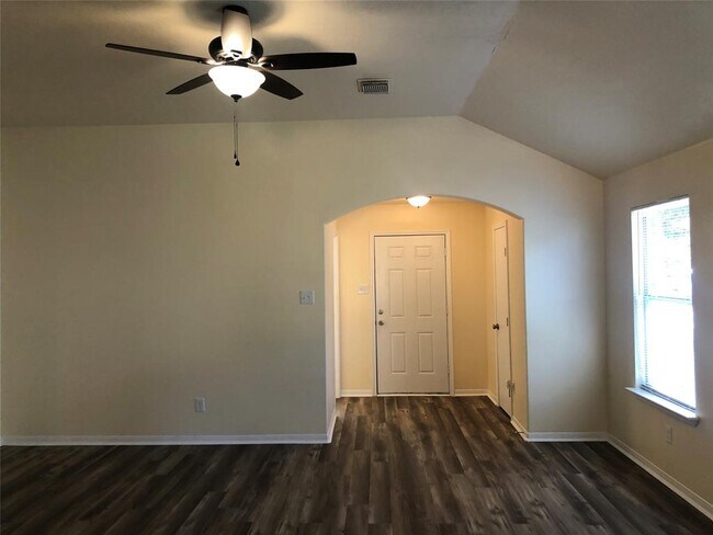 Building Photo - 2519 Muscory Dr