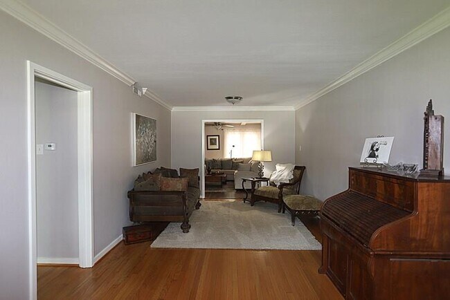 Foto del edificio - 955 Althea Dr