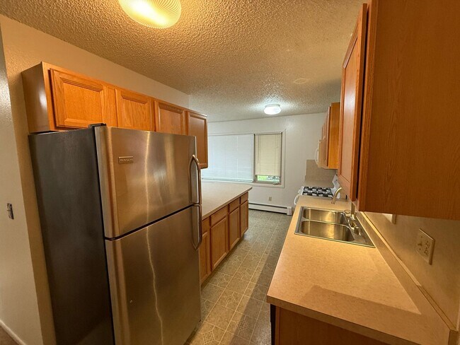 Foto del edificio - 6949 Windsor Pl