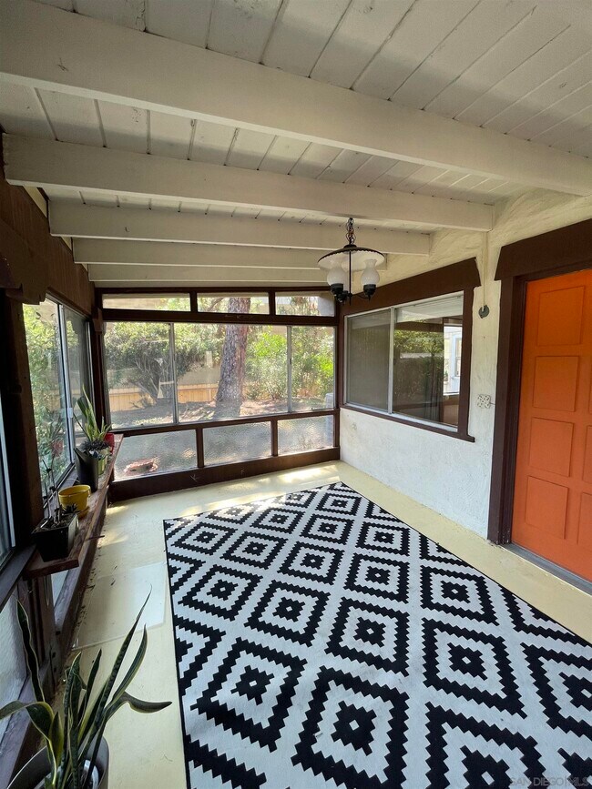 Building Photo - 16753 Meandro Dr
