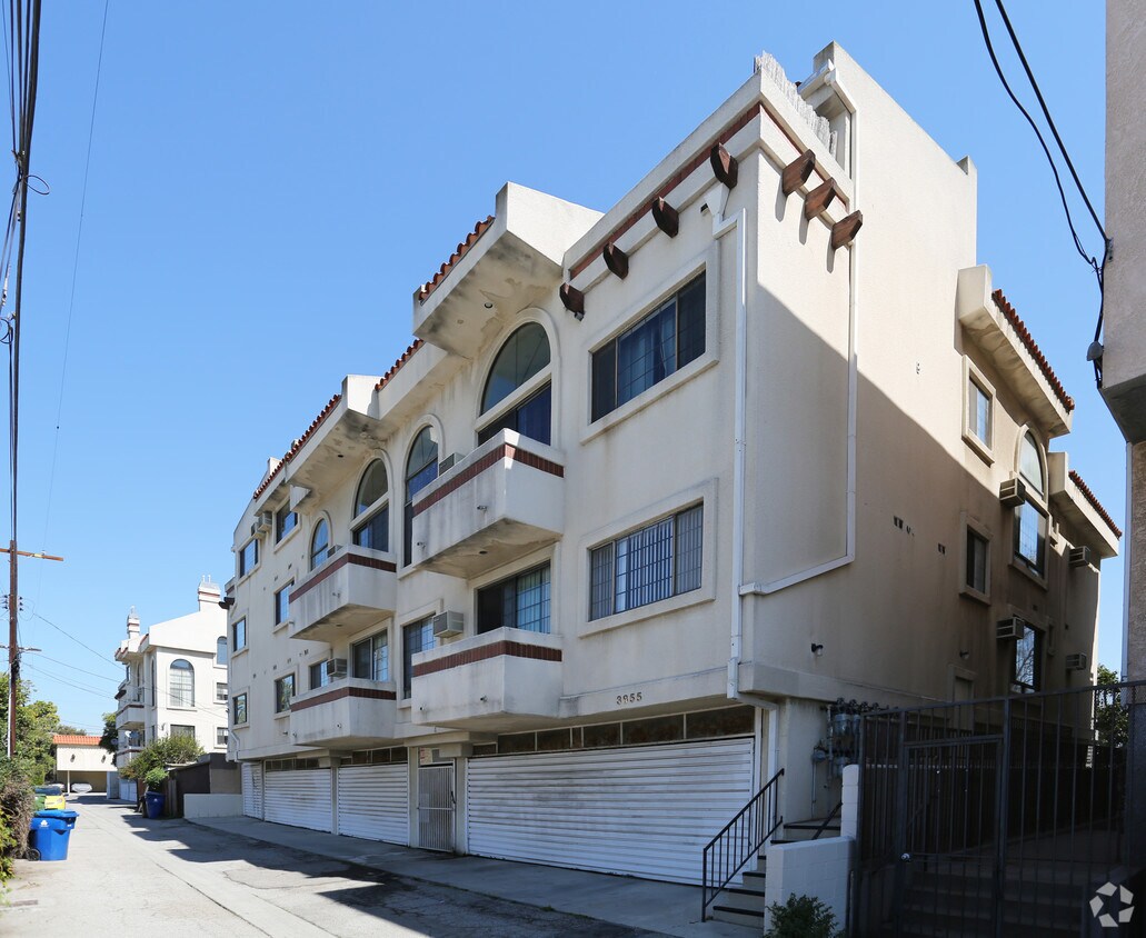 Foto del edificio - 3855 Inglewood Blvd