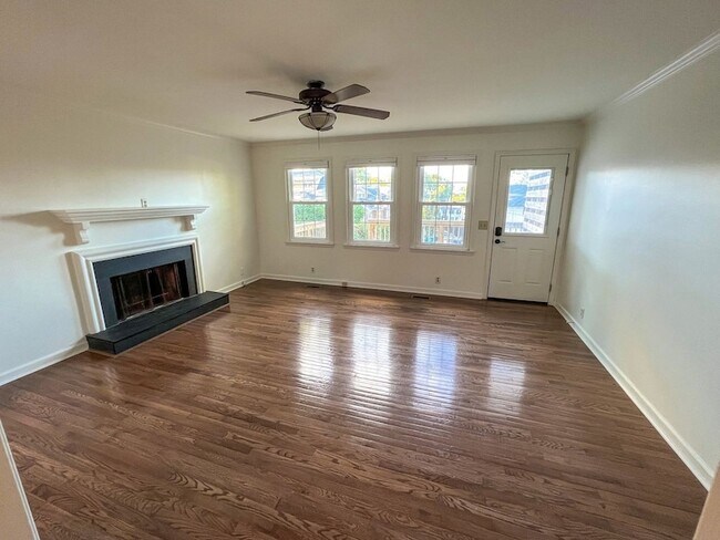Foto del edificio - 1716 Linden Ave