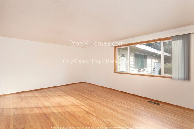 Foto del edificio - Three Bedroom + Studio in Charming Cedar H...