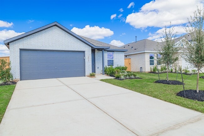 Building Photo - 26718 Willow Ln