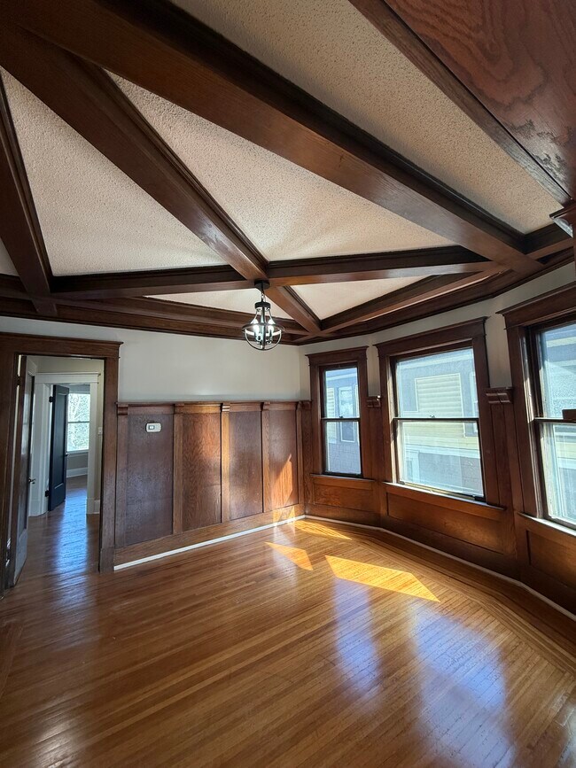 Foto del edificio - 629 Parkside Ave