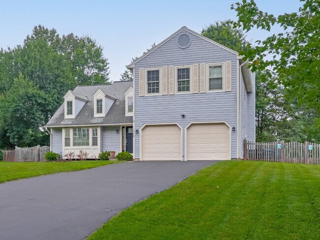 Building Photo - "Stunning 4-Bed Gem with Finished Basement...