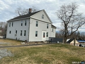 Building Photo - 2 Straits Turnpike Ln