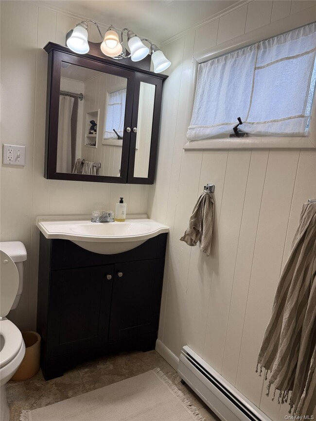 Building Photo - 782 Old Rte 22