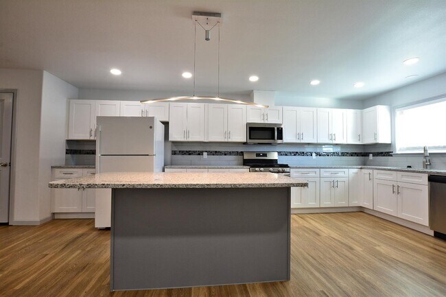 Foto del edificio - 1209 N Essex Ave