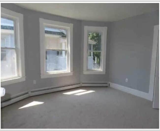 Building Photo - 27 Burtt St