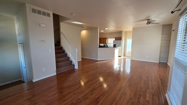 Foto del edificio - 1449 Beachland Blvd