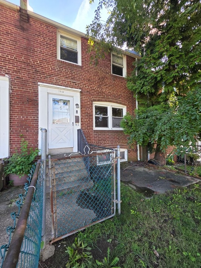 Building Photo - 1913 Prospect Rd