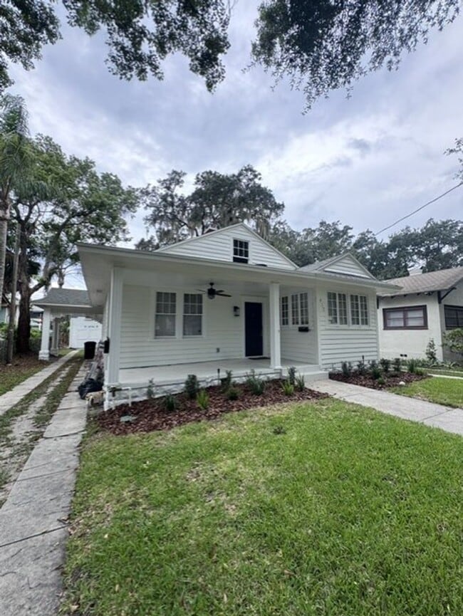 Photo - 812 Harwood Street House