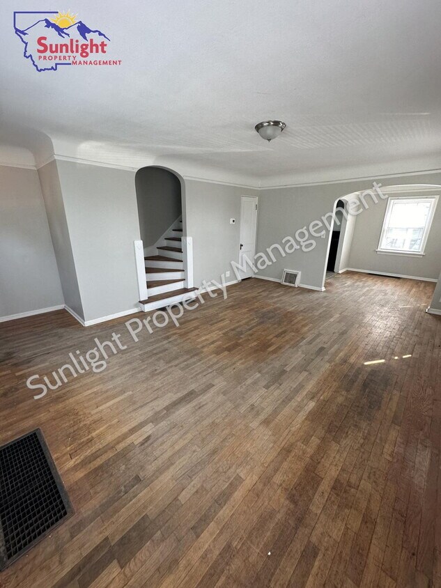 Foto principal - 1201 72nd St W