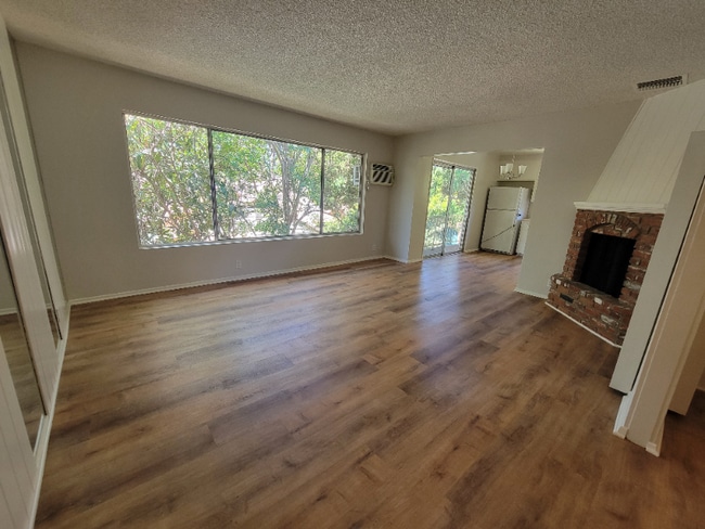 Building Photo - 13530 Leadwell St