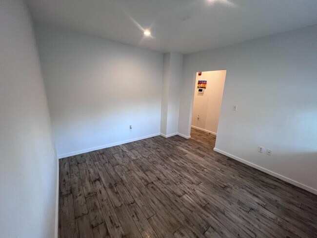 Building Photo - 125 New York Ave NW