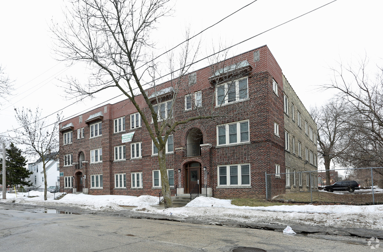Primary Photo - 227-235 E Townsend St