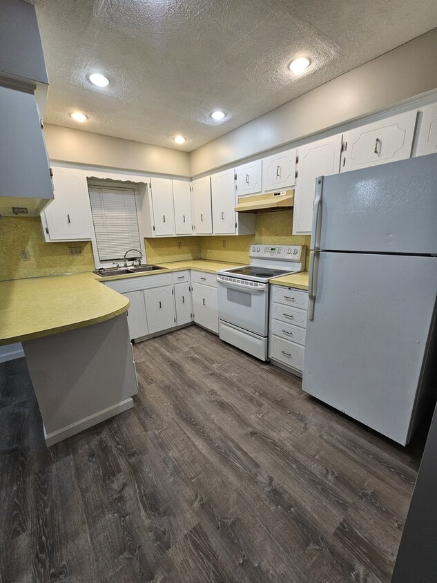 Photo - 5604 S 79th St (Omaha, NE)