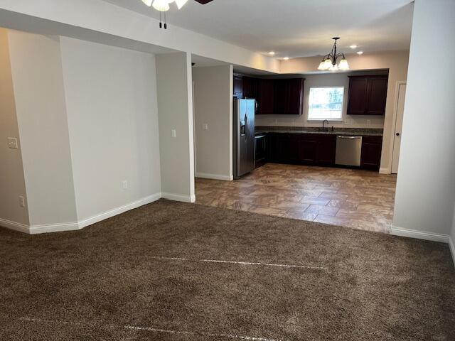 Foto del edificio - 104 Chairman Dr