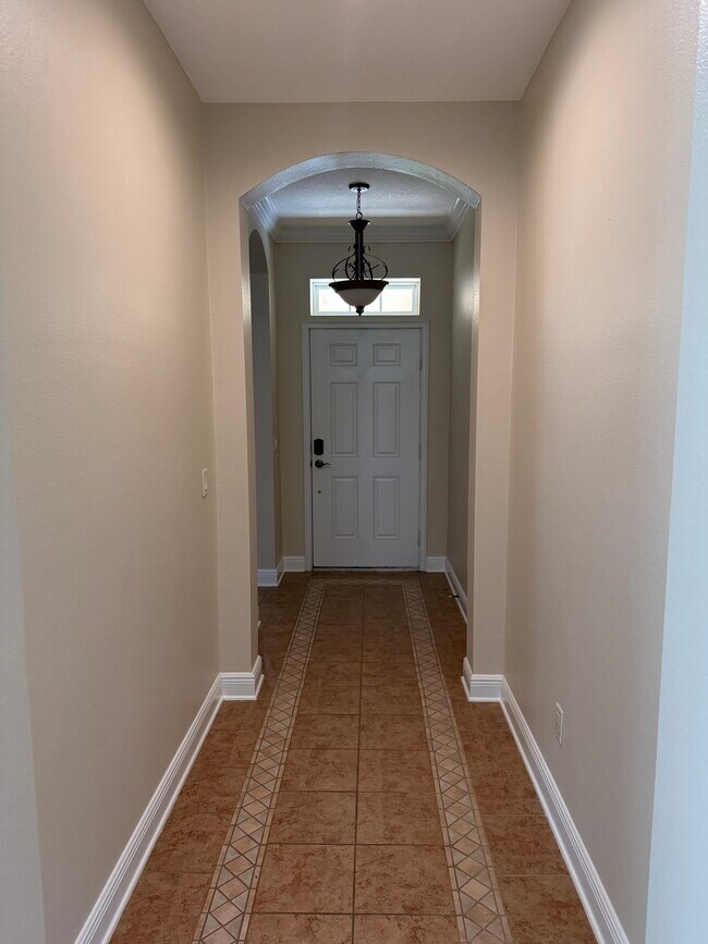 Foto del edificio - 7530 Colbury Ave