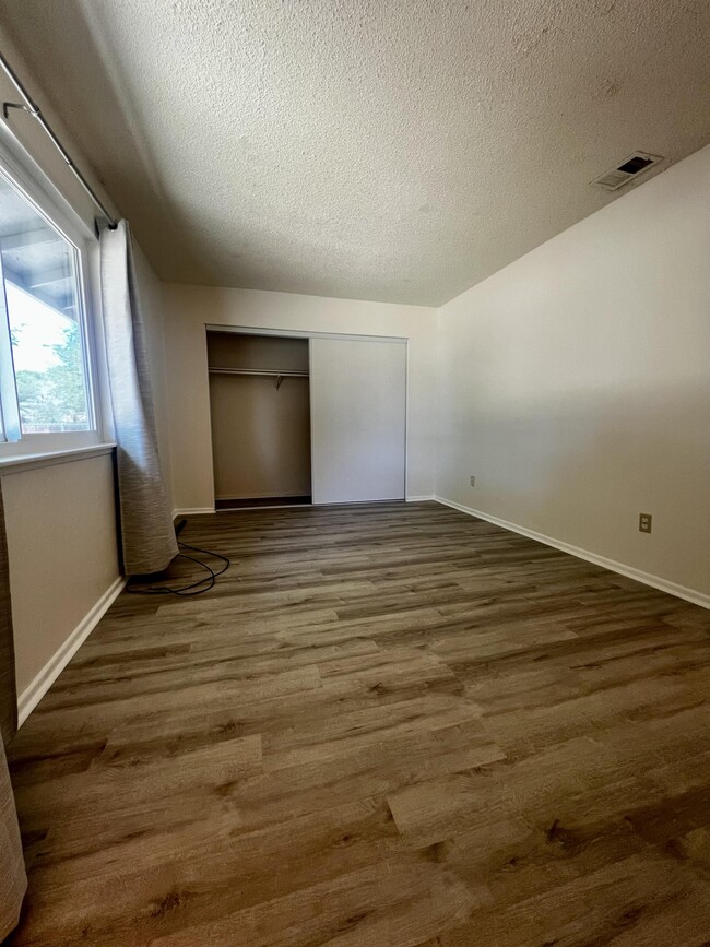 Foto del edificio - 40317 178th St E