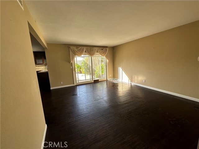 Building Photo - 20242 Peach Ln
