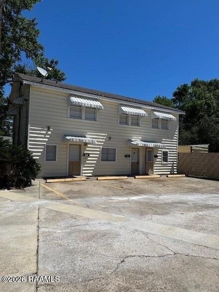 Foto del edificio - 107 S College Rd