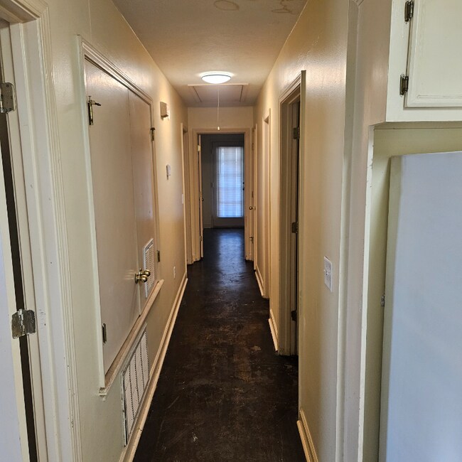 Foto del edificio - 102 Brendalwood Ln