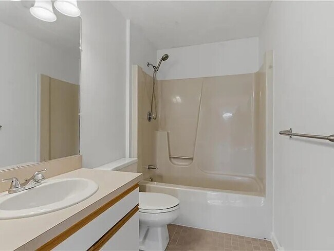 Foto del edificio - 39 Waterview Dr