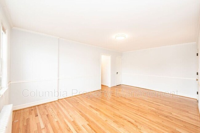 Building Photo - 410 Bashford Ln