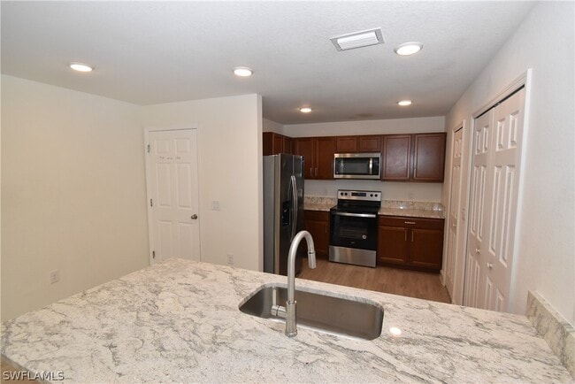 Building Photo - 1791 Pierpoint St