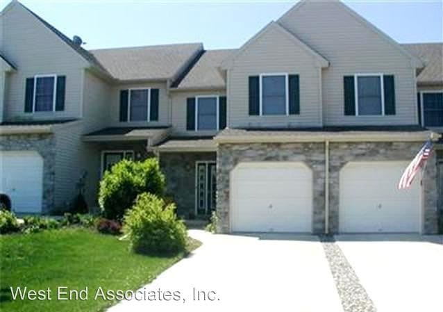 Primary Photo - 3 br, 2.5 bath House - 8134 Heritage Drive