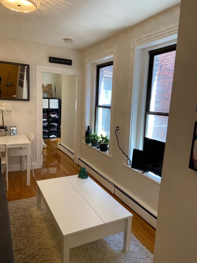 Foto del edificio - 22 Sheafe St