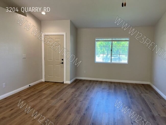 Building Photo - 3204 Quarry Rd
