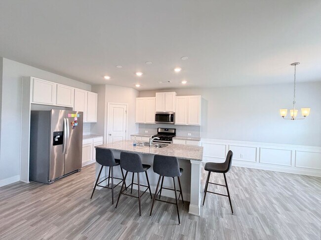 Building Photo - 4411 Rockrose Green Way