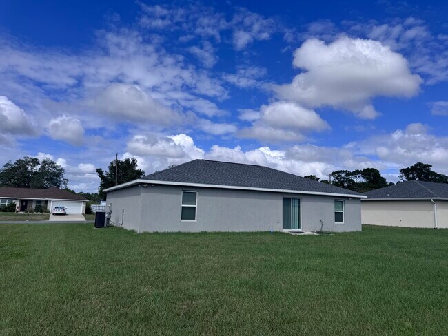 Foto del edificio - 12849 SW 73rd Ave Rd