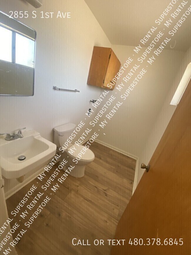 Foto del edificio - 2855 S 1st Ave