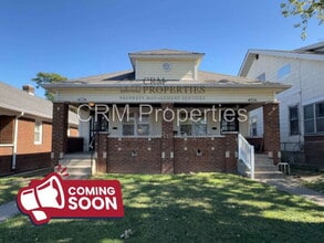 Building Photo - 933 N Linwood Ave