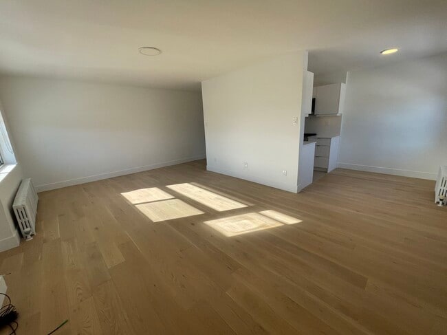 Building Photo - 56 Eccleston Drive