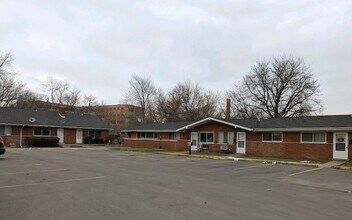 Building Photo - 1014 Montie Rd