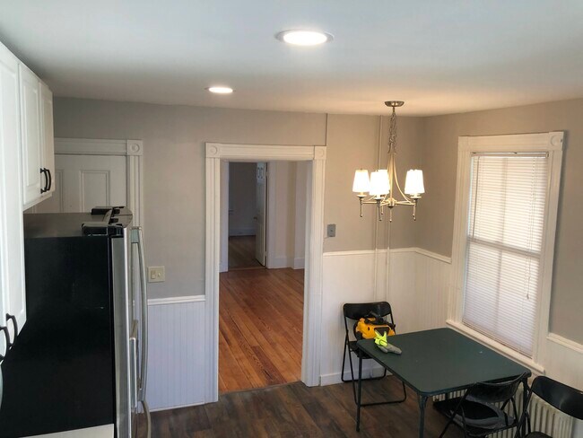 Foto del edificio - 117 W High St