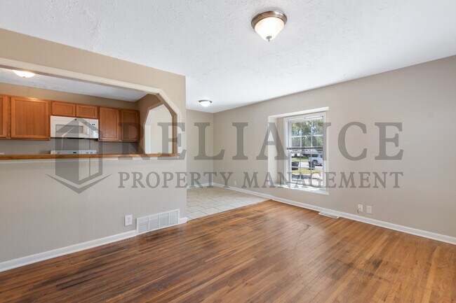 Building Photo - 5108 E Pawnee St