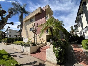 Building Photo - 1115 S Wooster St