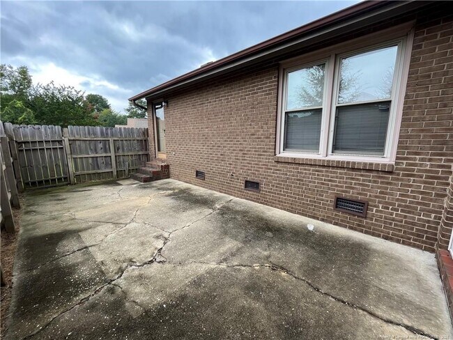 Building Photo - 4607 Gem Ct