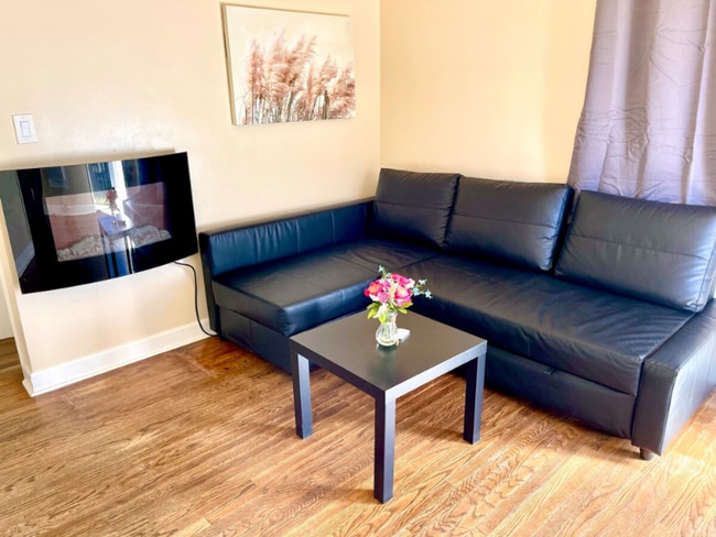 Building Photo - 4118 Gamma St