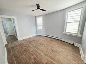 Building Photo - 130 Grant Ave