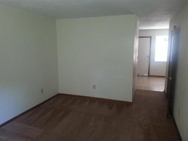 Building Photo - 9621 Capeview Ave