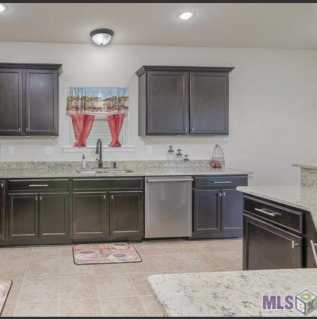 15612 Magicstone Dr, Prairieville, LA 70769 House Rental in