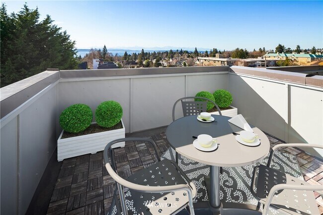 Foto del edificio - 4219 SW Holly St
